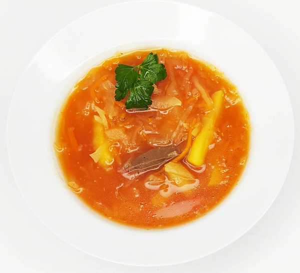 Щи из свежей капусты с курицей