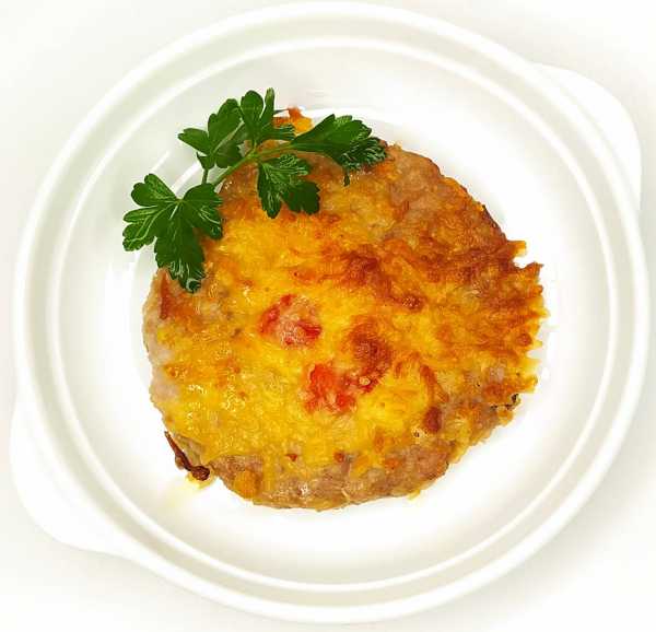 Котлета куриная с томатом