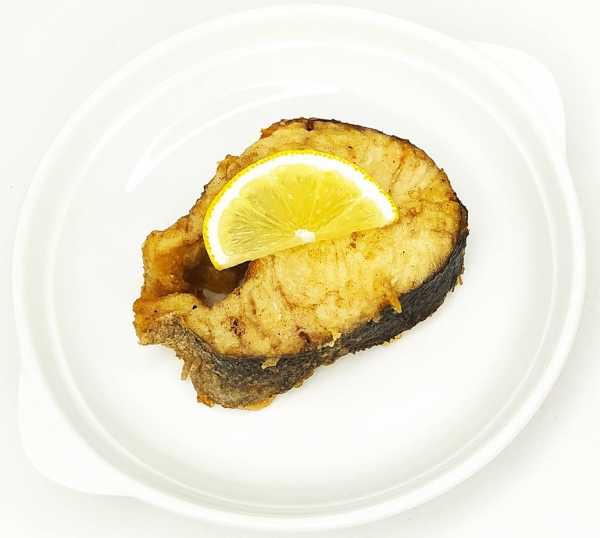 Стейк трески жареный